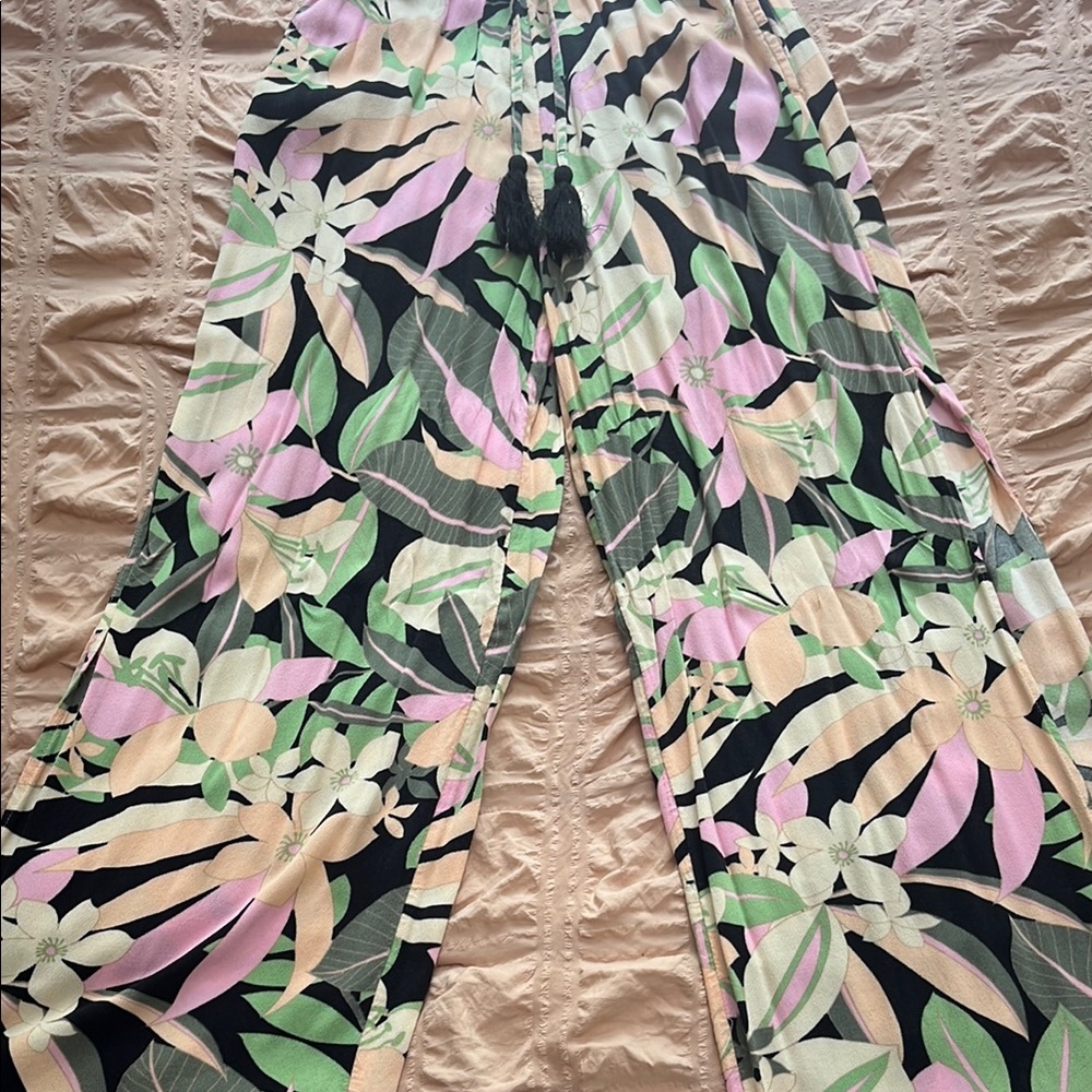 Roxy XS Floral and Leaf Print Beachy Pants